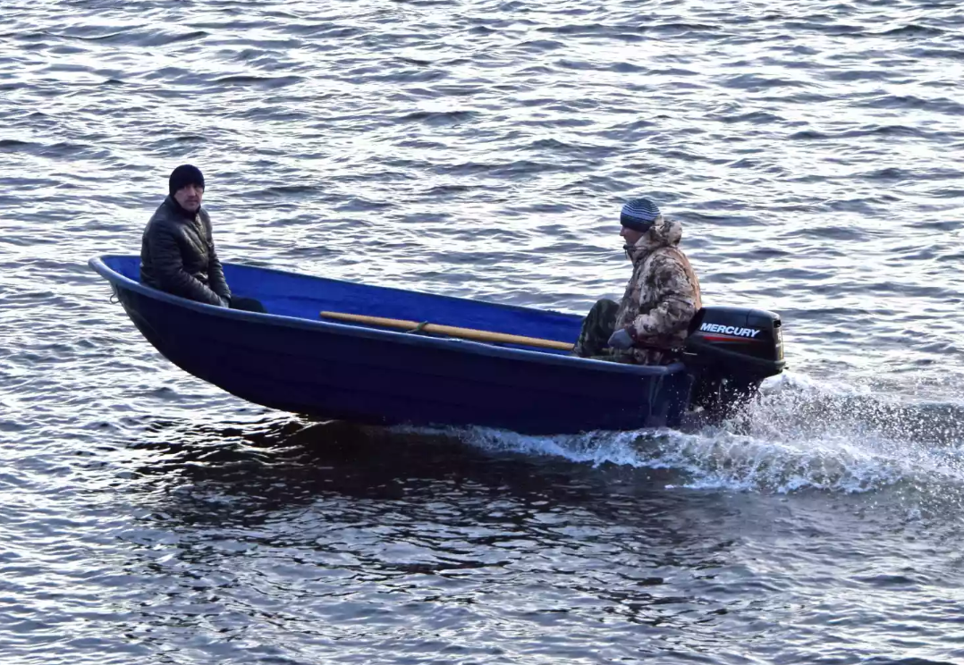 Стеклопластиковая лодка Neman-340 (тримаран) в Майкопе