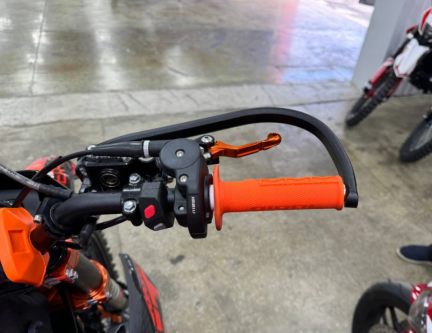 Кроссовый мотоцикл FAIDET PR300 MAX WP в Майкопе