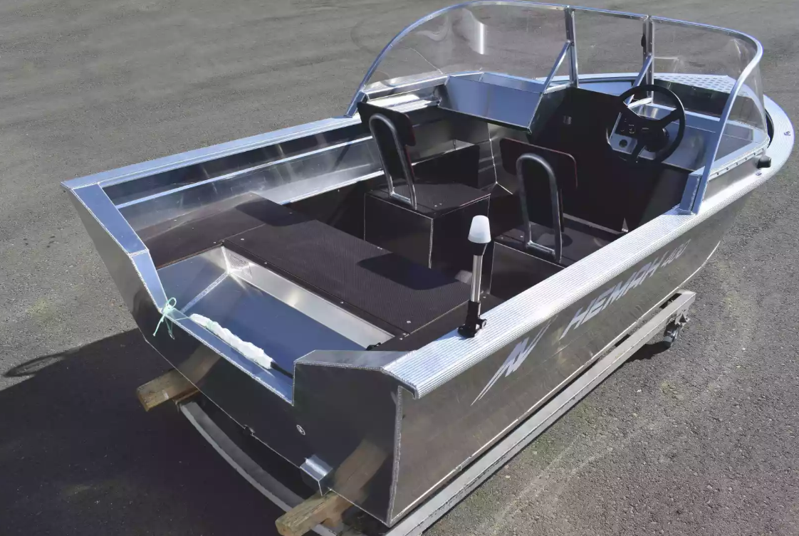 Алюминиевая лодка  Неман-400 DCM в Майкопе