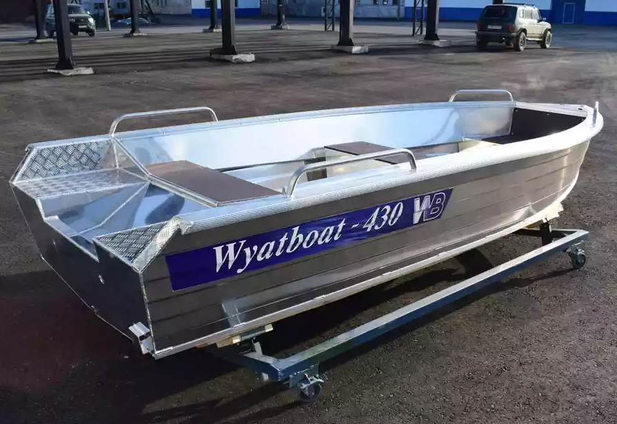 Алюминиевая лодка  Wyatboat-430 Р в Майкопе