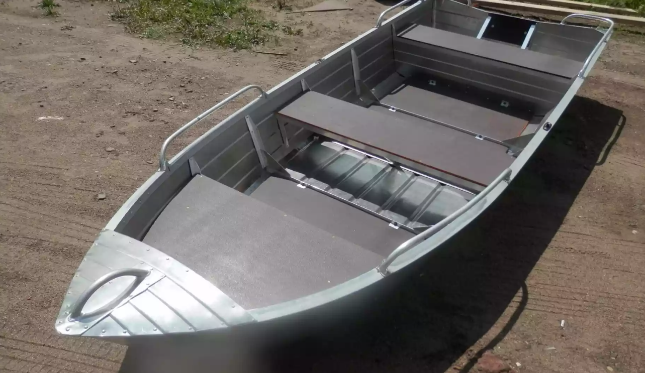 Алюминиевая лодка Вятка-Профи 32 в Майкопе