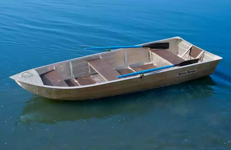 Алюминиевая лодка Вятка-Профи 37 в Майкопе