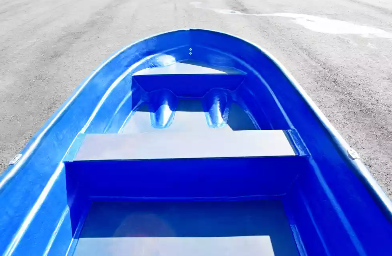 Стеклопластиковая лодка Neman-340 (тримаран) в Майкопе