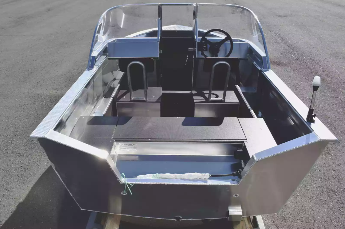 Алюминиевая лодка  Неман-400 DCM в Майкопе