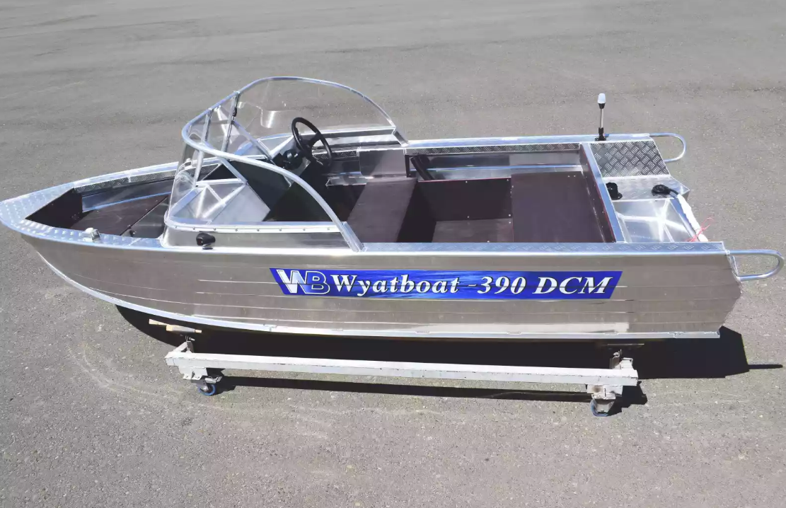 Алюминиевая лодка Wyatboat-390 DCM в Майкопе