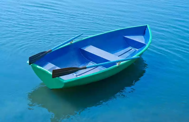 Стеклопластиковая лодка Дельфин в Майкопе