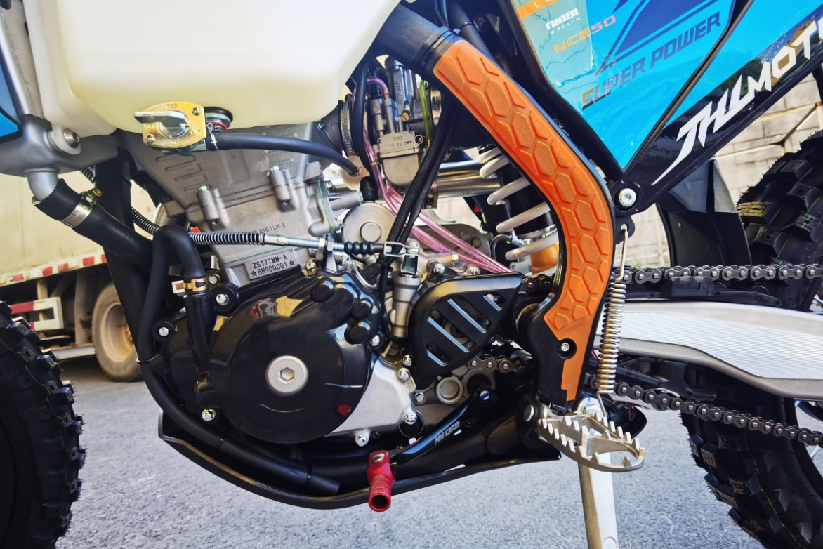 Мотоцикл JHLMOTO JHL Z7 NC250S (177MM-A) в Майкопе