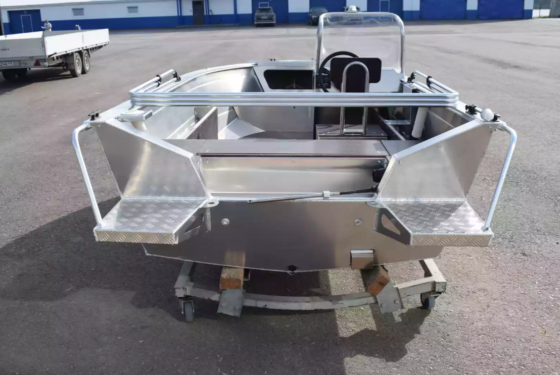 Алюминиевая лодка Неман-400 С в Майкопе