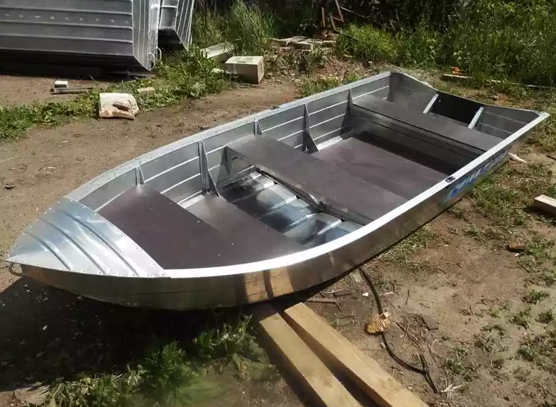 Алюминиевая лодка Вятка-Профи 37 в Майкопе
