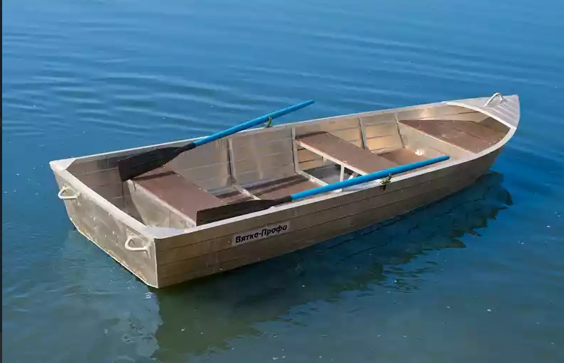 Алюминиевая лодка Вятка-Профи 37 в Майкопе