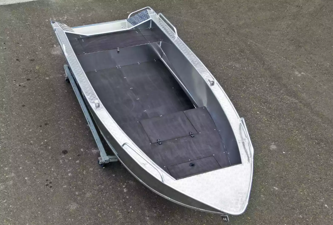 Алюминиевая лодка  Wyatboat-430М FISH в Майкопе