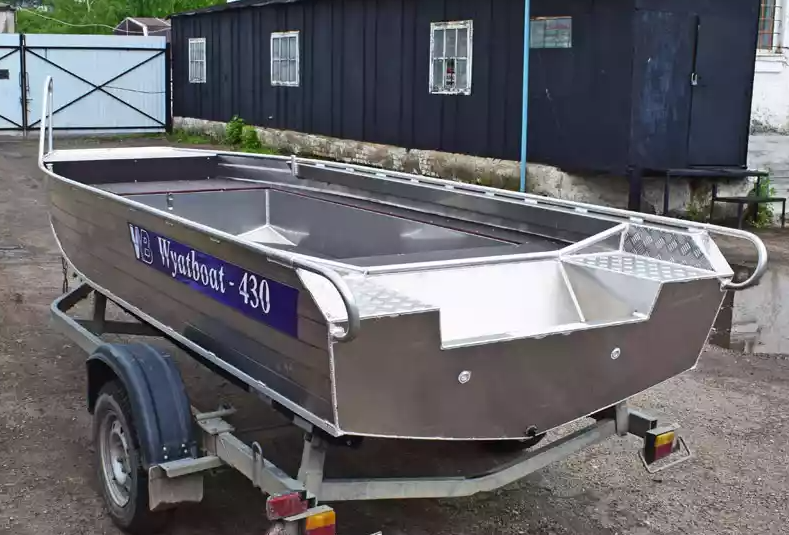 Алюминиевая лодка  Wyatboat-430 Master в Майкопе