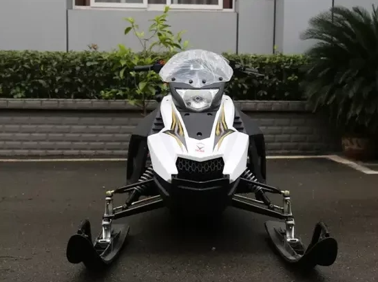 Снегоход ULAR 220 в Майкопе