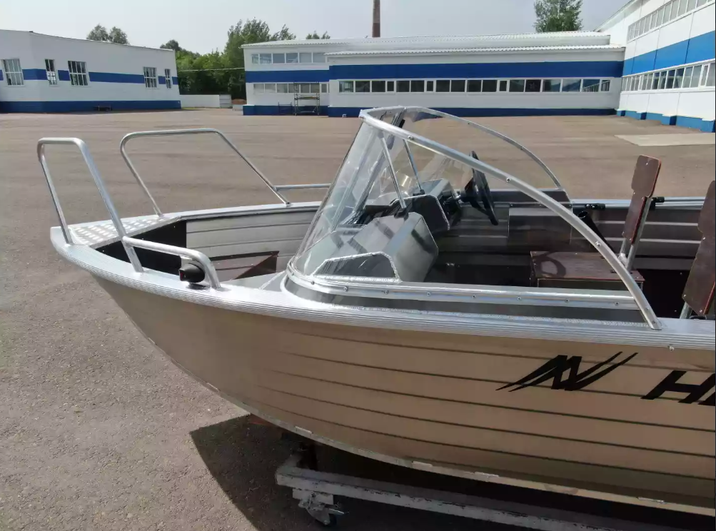 Алюминиевая лодка  Неман-400 DCM NEW в Майкопе