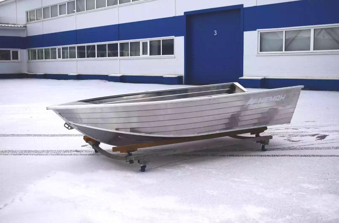 Алюминиевая лодка Неман-400 в Майкопе