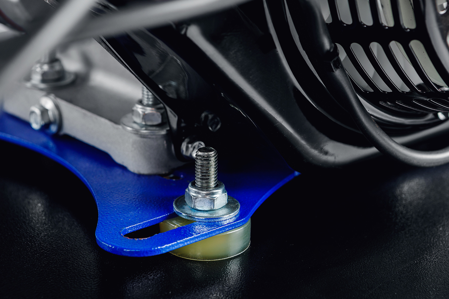 МОТОБУКСИРОВЩИК IKUDZO LONG 2.0 1700/500 EKR19 в Майкопе