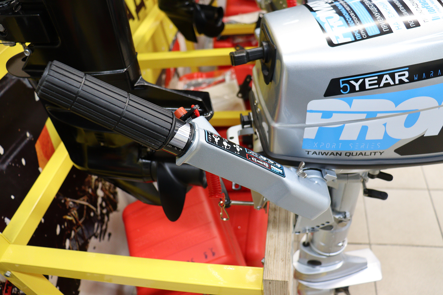 Лодочный мотор PROMAX SP5FHS (внешний бак 12 л) в Майкопе