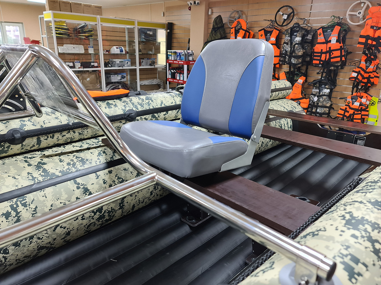 КРЕСЛО МЯГКОЕ РАСКЛАДНОЕ С ПОВОРОТНЫМ МЕХАНИЗМОМ ДЛЯ ЛОДОК в Майкопе