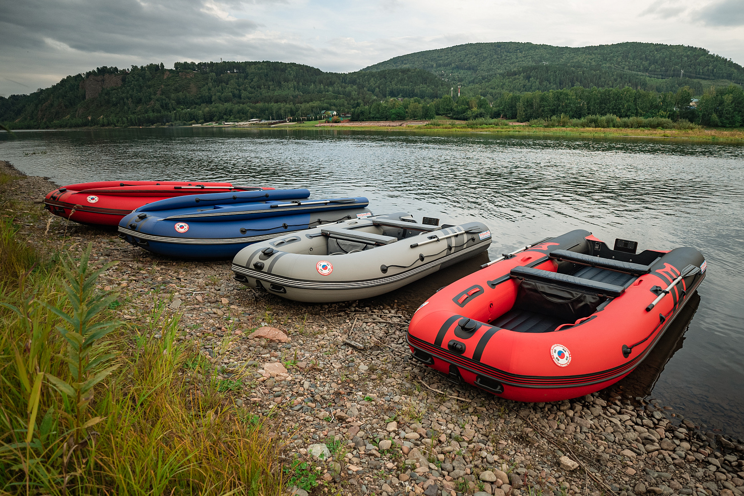 Лодка MISHIMO RIVER FJET PRO 430  под водомет в Майкопе