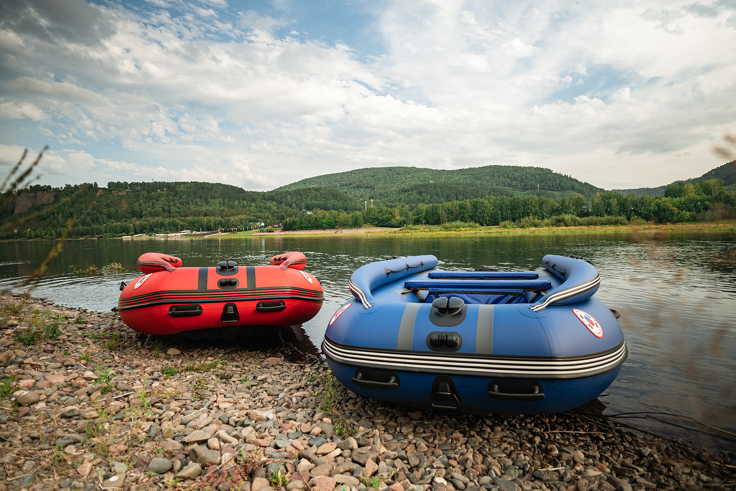 Лодка MISHIMO RIVER FJET PRO 430  под водомет в Майкопе