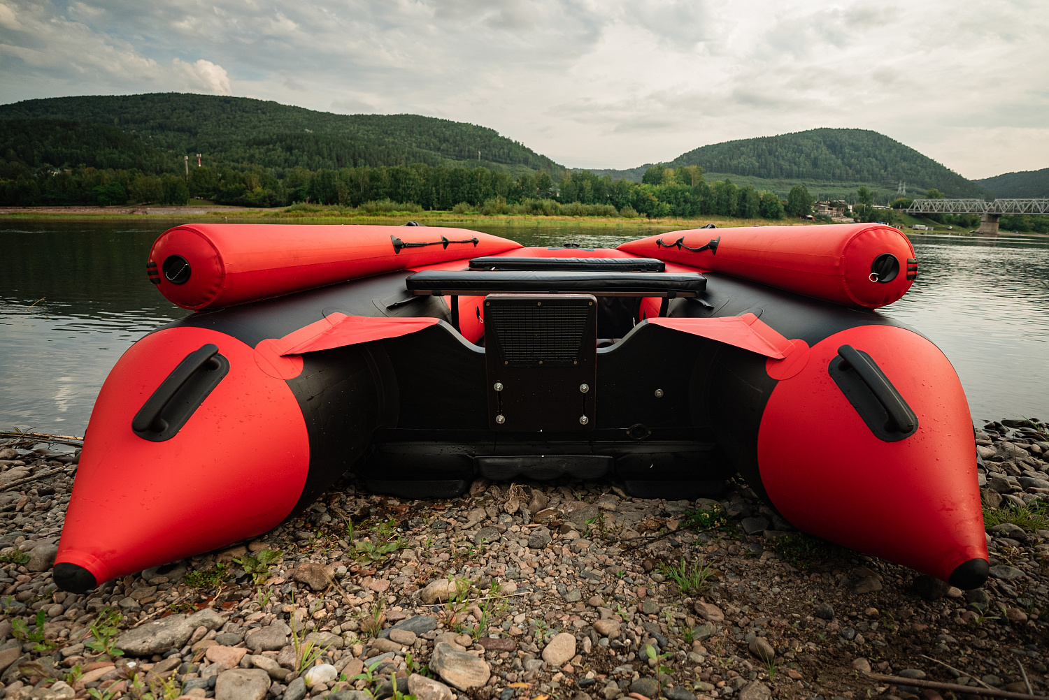 Лодка MISHIMO RIVER FJET PRO 430  под водомет в Майкопе