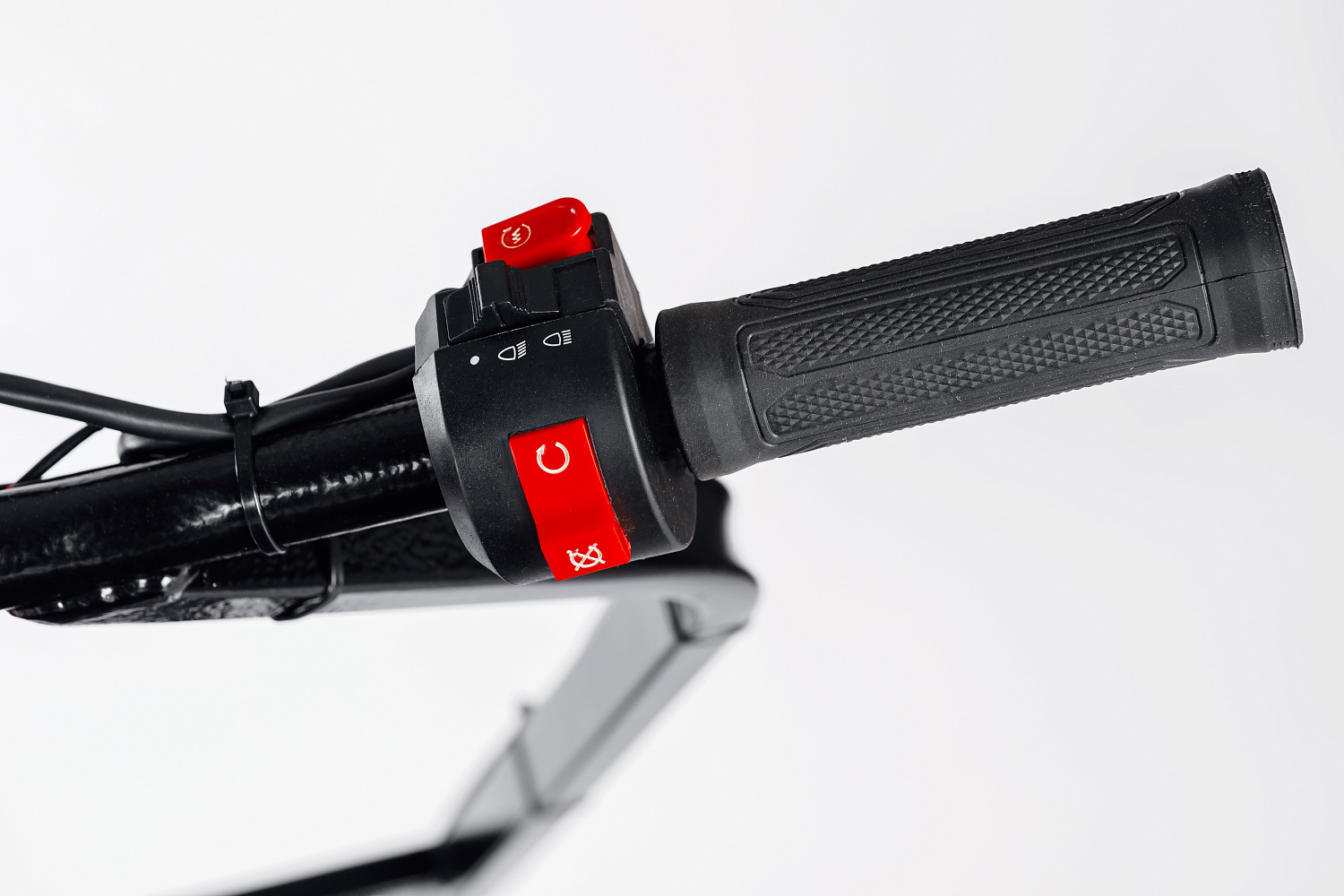 МОТОБУКСИРОВЩИК IKUDZO LONG 2.0 1700/500 EKR19 в Майкопе